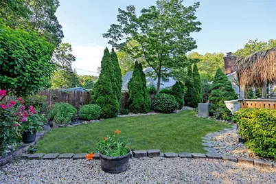 102 Sycamore Circle, Stony Brook, NY 11790 - Photo 38