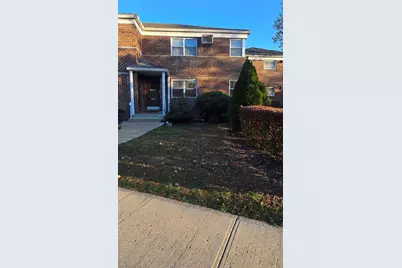 198-02 Pompeii Avenue #1 B, Hollis, NY 11423 - Photo 2