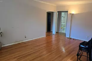 198-02 Pompeii Ave, Hollis, NY 11423 - Photo 4