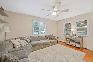 4 Willow Rd, Rocky Point, NY 11778 - Photo 8