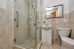 21-35 Menahan St, Ridgewood, NY 11385 - Photo 12