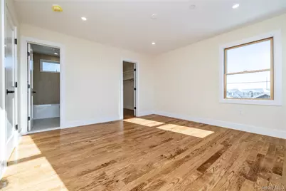 35 Ostend Road, Island Park, NY 11558 - Photo 8
