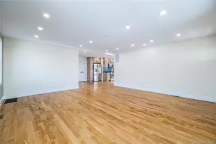 35 Ostend Rd, Island Park, NY 11558 - Photo 14