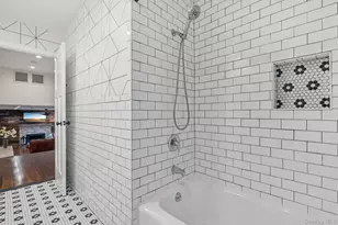 33 Scudders Ln, Glen Head, NY 11545 - Photo 24