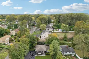 33 Scudders Ln, Glen Head, NY 11545 - Photo 40