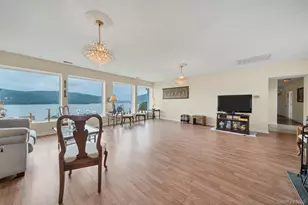 117 Sandpiper Ln, New Windsor, NY 12553 - Photo 2