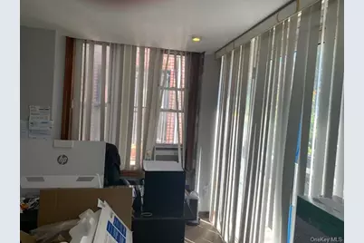 147-09 88 Ave, Jamaica, NY 11435 - Photo 6