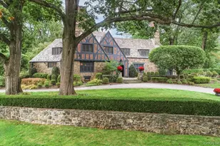 21 Hampshire Rd, Bronxville, NY 10708 - Photo 40