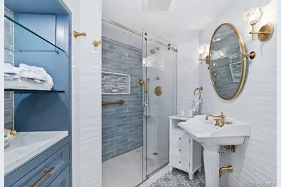 21 Hampshire Road, Bronxville, NY 10708 - Photo 34