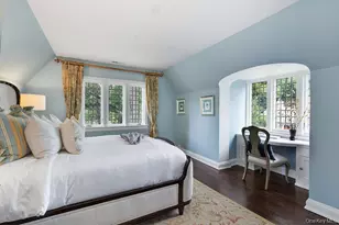 21 Hampshire Rd, Bronxville, NY 10708 - Photo 28