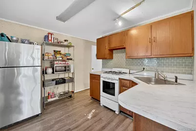 283 Calhoun Avenue, Bronx, NY 10465 - Photo 28