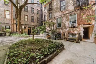 340 W 11th St, New York, NY 10014 - Photo 12