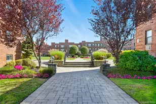 1 Jefferson Ave, Rockville Centre, NY 11570 - Photo 2