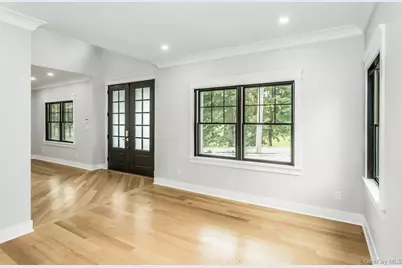 9 Hill Drive, Glen Head, NY 11545 - Photo 8