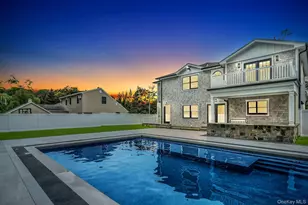 9 Hill Dr, Glen Head, NY 11545 - Photo 34