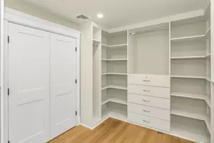 9 Hill Dr, Glen Head, NY 11545 - Photo 24