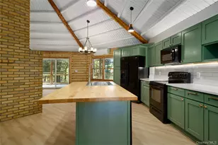 568 Oak Summit Rd, Millbrook, NY 12545 - Photo 20