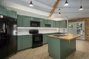 568 Oak Summit Rd, Millbrook, NY 12545 - Photo 22