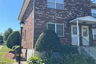 276 Temple Hill Rd, New Windsor, NY 12553 - Photo 2