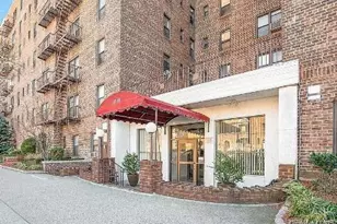 71-11 Yellowstone Blvd, Forest Hills, NY 11375 - Photo 6
