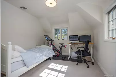 209 Pondfield Road W, Bronxville, NY 10708 - Photo 24