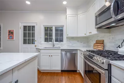 209 Pondfield Road W, Bronxville, NY 10708 - Photo 14