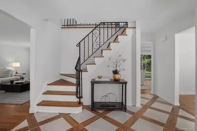 63 Underhill Road, Scarsdale, NY 10583 - Photo 4