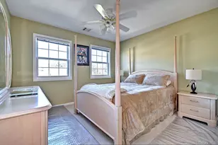 410 Mystic Way, Bay Shore, NY 11706 - Photo 20