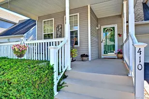 410 Mystic Way, Bay Shore, NY 11706 - Photo 4