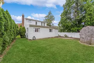 596 Foch Blvd, Williston Park, NY 11596 - Photo 26