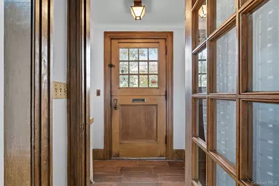 102 Washington Avenue, Suffern, NY 10901 - Photo 2