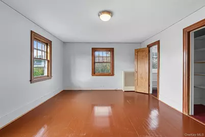 102 Washington Avenue, Suffern, NY 10901 - Photo 20