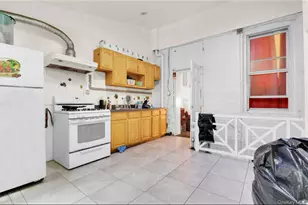 88-22 85th St, Woodhaven, NY 11421 - Photo 10