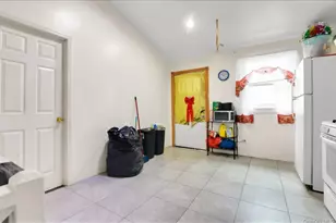 88-22 85th St, Woodhaven, NY 11421 - Photo 12