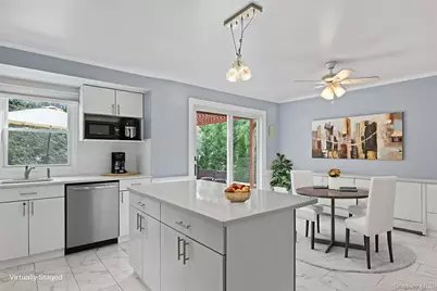 11 Glenwood Road, Glen Head, NY 11545 - Photo 10