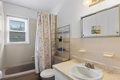 11 Glenwood Road, Glen Head, NY 11545 - Photo 20