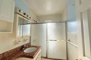 66-10 110th St, Forest Hills, NY 11375 - Photo 10