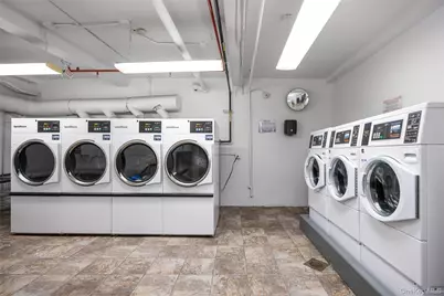 150-15 72 Rd #5F, Flushing, NY 11367 - Photo 16