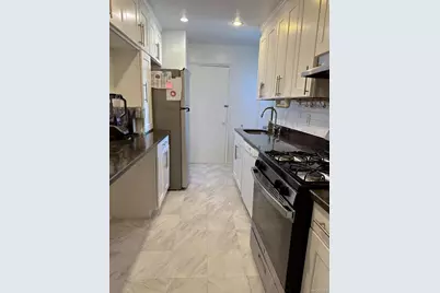 18-40 211st Street #5A, Bayside, NY 11360 - Photo 8