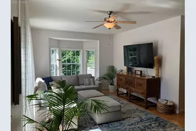 19 Stevenkay Place, Fishkill, NY 12524 - Photo 14