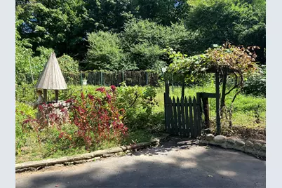 19 Stevenkay Place, Fishkill, NY 12524 - Photo 12