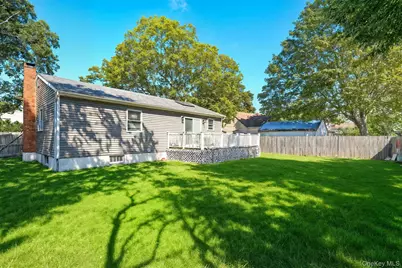 36 Flintlock Drive, Shirley, NY 11967 - Photo 6