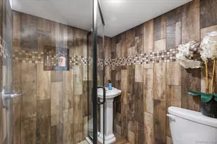 605 S 6th Ave, Mount Vernon, NY 10550 - Photo 14