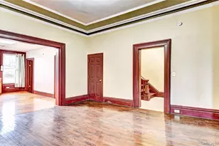 251 Powell Ave, Newburgh, NY 12550 - Photo 14