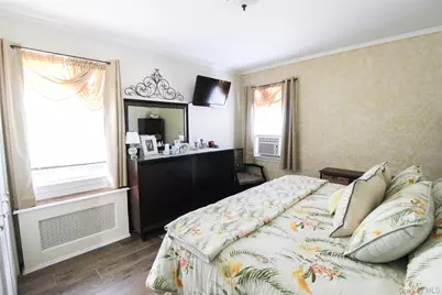 3221 Giegerich Place, Bronx, NY 10465 - Photo 20