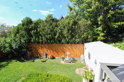 3221 Giegerich Place, Bronx, NY 10465 - Photo 38