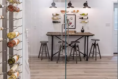 77 Hillcrest Avenue, Southampton, NY 11968 - Photo 12