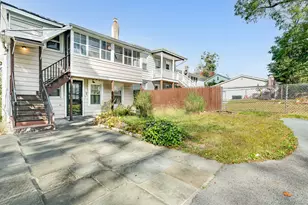 49 Delafield St, Poughkeepsie, NY 12601 - Photo 2