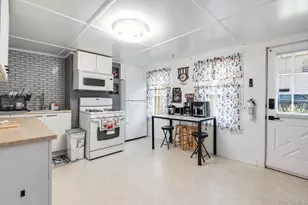 49 Delafield St, Poughkeepsie, NY 12601 - Photo 8