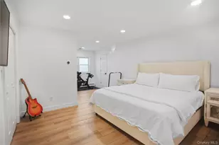 110 Hampton Way, Merrick, NY 11566 - Photo 16